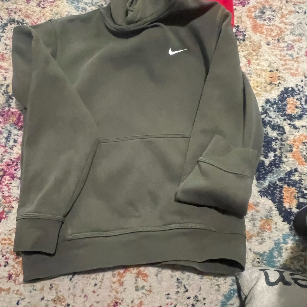 Nike Mens medium sweatshirt